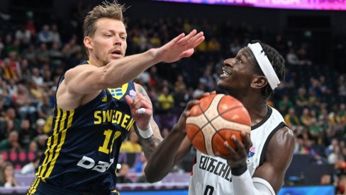 NEMAČKA POKAZALA SNAGU: Panceri razbili Švedsku za drugu pobedu na Evrobasketu NEMAČKA POKAZALA SNAGU: Panceri razbili Švedsku za drugu pobedu na Evrobasketu
