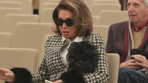 РАСКИНУЛИ СМО, ОСТАЛА САМ САМА ДА ПЛАЧЕМ И ЈЕЦАМ Недина емотивна исповест: Узео ми је све РАСКИНУЛИ СМО, ОСТАЛА САМ САМА ДА ПЛАЧЕМ И ЈЕЦАМ Недина емотивна исповест: Узео ми је све