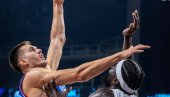 ПЕТРУШЕВ ПРВИ УДАРЕН, А ИСКЉУЧЕН! Ево зашто су судије избациле Србина са меча Евробаскета (ВИДЕО)