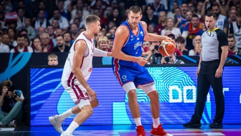 PRVO O POVREĐENOM BOGDANU, A ONDA... Svetislav Pešić: Ne može Dobrić da bude Jokić, ali ne može ni Jokić da bude Dobrić! PRVO O POVREĐENOM BOGDANU, A ONDA... Svetislav Pešić: Ne može Dobrić da bude Jokić, ali ne može ni Jokić da bude Dobrić!
