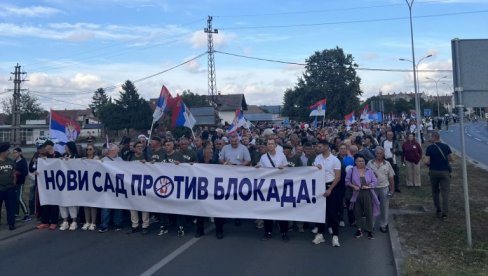 GRAĐANI PROTIV BLOKADA: Narod traži mir i normalan život, prvo okupljnje i u Novom Sadu (FOTO/VIDEO)
