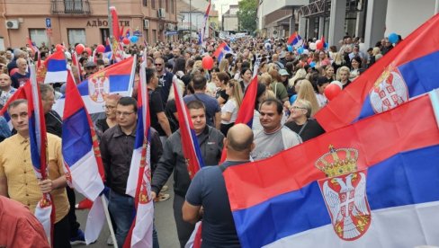 VRATITE MI MOJU SRBIJU: Mi samo hoćemo mir i ono što je najbolje za ovu našu lepu zemlju, jedinu koju imamo! (VIDEO) VRATITE MI MOJU SRBIJU: Mi samo hoćemo mir i ono što je najbolje za ovu našu lepu zemlju, jedinu koju imamo! (VIDEO)