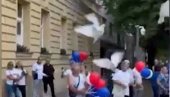 КАКВА ПРЕЛЕПА СИМБОЛИКА: Голубови мира пуштени у Кикинди (ВИДЕО)