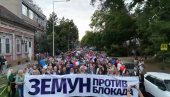 НЕПРЕГЛЕДНА КОЛОНА У ЗЕМУНУ: Пристојна Србија подигла глас против насиља (ВИДЕО) НЕПРЕГЛЕДНА КОЛОНА У ЗЕМУНУ: Пристојна Србија подигла глас против насиља (ВИДЕО)