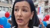 МУКА МИ ЈЕ ОД БЛОКАДА Мајка из Старе Пазове послала поруку: Желим да моја деца наставе школовање без проблема, зато подржавам Вучића