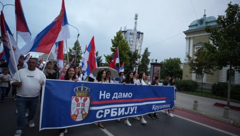 DOSTA JE NASILJA, BLOKADA I BEZUMLJA! Građani traže: Vratite mi moju Srbiju (VIDEO)