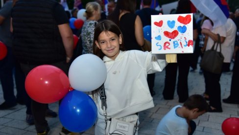 ВЕЛИЧАНСТВЕНО! Најлепши призори на скупова против блокада широм Србије (ФОТО)