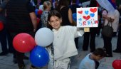 VELIČANSTVENO! Najlepši prizori na skupova protiv blokada širom Srbije (FOTO) VELIČANSTVENO! Najlepši prizori na skupova protiv blokada širom Srbije (FOTO)