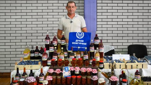 „Dunav osiguranje“ na 20. Sajmu šljiva u Osečini: Gubitak roda košta mnogo više od premije! „Dunav osiguranje“ na 20. Sajmu šljiva u Osečini: Gubitak roda košta mnogo više od premije!
