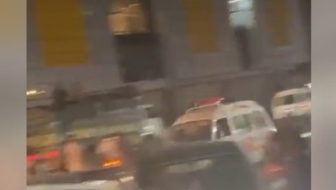 EKSPLODIRALA BOMBA NA SKUPU POLITIČKE PARTIJE: Poginulo čak 11 ljudi, ima i povređenih (VIDEO) EKSPLODIRALA BOMBA NA SKUPU POLITIČKE PARTIJE: Poginulo čak 11 ljudi, ima i povređenih (VIDEO)