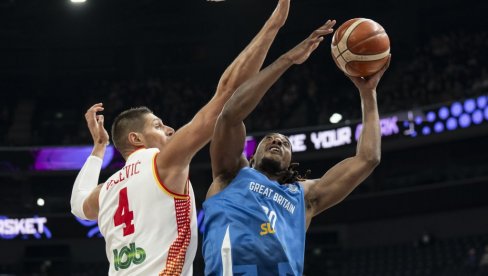 VELIKO IZNENAĐENJE NA EVROBASKETU: Crna Gora se orbukala, Velika Britanije je izbacila sa Evrobasketa VELIKO IZNENAĐENJE NA EVROBASKETU: Crna Gora se orbukala, Velika Britanije je izbacila sa Evrobasketa