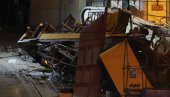 DEČAK (3) NIJE HTEO DA PUSTI RUKU SPASIOCA: Otac stradao na mestu, majka na intenzivnoj nezi, potresne scene nakon nesreće u Lisabonu