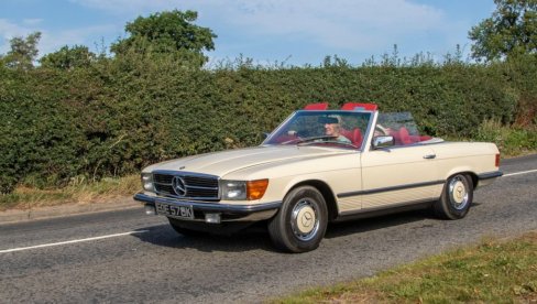 Na penzionera registrovano 3.000 vozila, stiglo mu 21 miliona dinara kazne za parkiranje i prekršaje