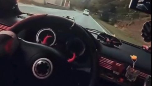 (ВИДЕО) Возио ногом по БиХ и хвалио се на мрежама - стигла га заслужена КАЗНА (ВИДЕО) Возио ногом по БиХ и хвалио се на мрежама - стигла га заслужена КАЗНА