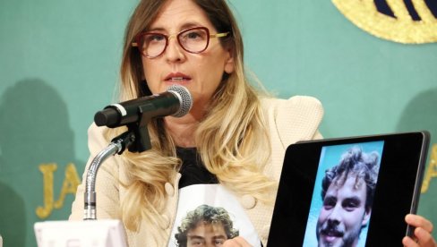 ALONOV ŽIVOT JE U RUKAMA NETANJAHUA: Oglasila se majka srpskog državljanina kojeg drži Hamas (VIDEO) ALONOV ŽIVOT JE U RUKAMA NETANJAHUA: Oglasila se majka srpskog državljanina kojeg drži Hamas (VIDEO)