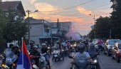 OGROMNA KOLONA: Bajkeri na skupu građana protiv blokada u Borči (VIDEO) OGROMNA KOLONA: Bajkeri na skupu građana protiv blokada u Borči (VIDEO)