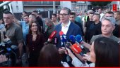 VUČIĆ U BORČI S NARODOM: Građani protiv blokada (FOTO/VIDEO) VUČIĆ U BORČI S NARODOM: Građani protiv blokada (FOTO/VIDEO)