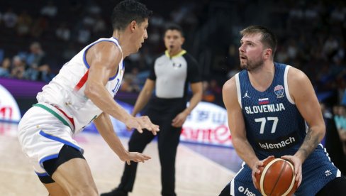 SVI ZAJEDNO POBEĐUJEMO ILI GUBIMO: Luka Dončić se oglasio posle još jedne maestralne partije na Evrobasketu SVI ZAJEDNO POBEĐUJEMO ILI GUBIMO: Luka Dončić se oglasio posle još jedne maestralne partije na Evrobasketu