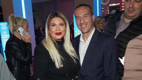НЕКАД ТЕ МРЗЕ, НЕКАД ТЕ ВОЛЕ... Вратио се Младен, Деа изненадила објавом