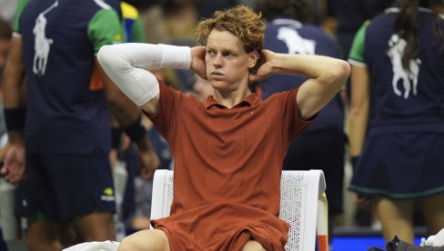 ZVEREV SE NE PITA NIŠTA: Siner mu je u Parizu prepustio samo jedan gem!