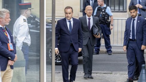 ОГЛАСИО СЕ НОВИ ПРЕМИЈЕР ФРАНЦУСКЕ: Нећете веровати колико му је трајао говор након преузимања дужности ОГЛАСИО СЕ НОВИ ПРЕМИЈЕР ФРАНЦУСКЕ: Нећете веровати колико му је трајао говор након преузимања дужности