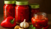 MARINIRANE PAPRIKE SA BELIM LUKOM: Recept za aromatične paprike