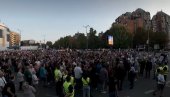 VELIČANSTVENO! Snimak dronom na skupu protiv blokada na Voždovcu gde je bio i Vučić (VIDEO)