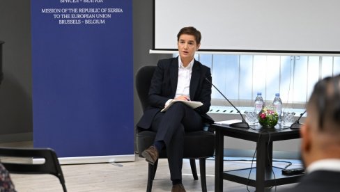 КО О ЧЕМУ, БАБА О УШТИПЦИМА Брнабић одговорила Ђиласу: Колико само јадан мораш да будеш да вређаш људе који никога не мрзе...