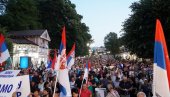 SRBIJA JE USTALA: Građani protiv blokada u nedelju u 17 časova u 200 mesta širom Srbije