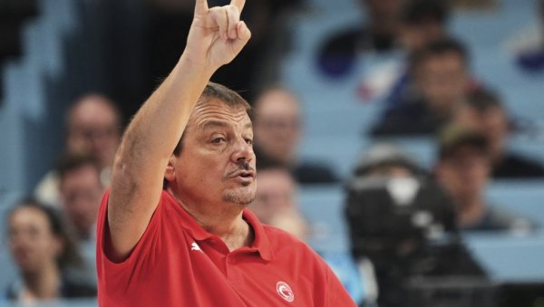 АТАМАН ОБЈАВИО СПИСАК ЗА ДУЕЛЕ СА СРБИЈОМ: Турска са осам евролигаша, ту је и натурализовани Американац