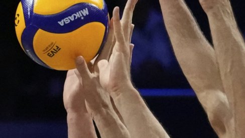 A DOK SVI ČEKAJU DA SRBIJA IGRA NA SVETSKOM PRVENSTVU... Amerikanci i Bugari prošli u nokaut fazu A DOK SVI ČEKAJU DA SRBIJA IGRA NA SVETSKOM PRVENSTVU... Amerikanci i Bugari prošli u nokaut fazu