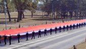 НА ВОЈНОЈ ПАРАДИ И ЗАСТАВА СРБИЈЕ ДУГА 300 МЕТАРА!: Новости са припадницима ВС, током припрема за предстојећу смотру 20. септембра