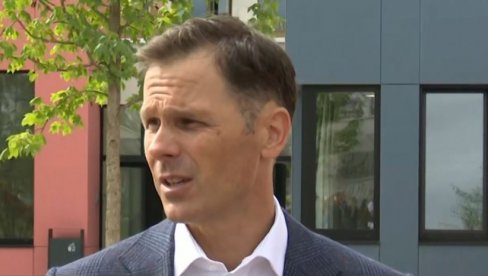 JOŠ JEDNO POVEĆANJE PLATA U OKTOBRU Mali, na pitanje Novosti: Država ulaže u infrastrukturu, podigli smo plate u prosveti