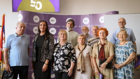 ZLATNE DIPLOME ZA STARE ĐAKE: U Matematičkoj gimnaziji obleženo pola veka od mature generacija 1965-1974
