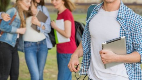 PRIGOVRI OD SUTRA: Objavljeni preliminarni rezultati za učeničke i studentske stipendije i kredite