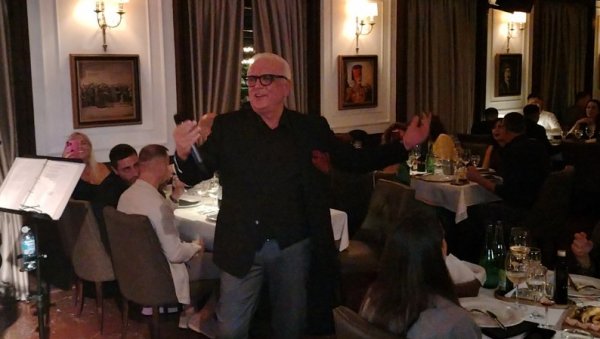 УВЕК ИДЕМ ПУТЕМ МУЗИКЕ: Славко Бањац о естрадној километражи, публици, инспирацији (ФОТО)