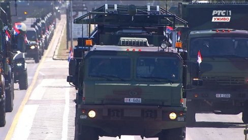 НА ПАРАДИ ПРИКАЗАН СИСТЕМ ЗА ЕЛЕКТРОНСКО РАТОВАЊЕ: Красуху смо набавили од Русије, може да обори барјактаре и омета ”старлинк”