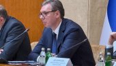 VUČIĆ O FRUSTRACIJAMA ZAPADA: Ne mogu da pobede Ruse na frontu, pa bi da pronađu nekog koga mogu