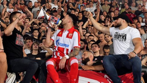 DELIJE GLEDAJU I NE VERUJU! Zvezda krvarila u Nišu, a Nemanja Radonjić je jednim potezom žestoko iznervirao navijače DELIJE GLEDAJU I NE VERUJU! Zvezda krvarila u Nišu, a Nemanja Radonjić je jednim potezom žestoko iznervirao navijače