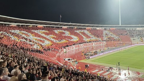 ЦРВЕНО-БЕЛА КОРЕОГРАФИЈА: Навијачи послали поруку поред меч са Селтиком (ВИДЕО) ЦРВЕНО-БЕЛА КОРЕОГРАФИЈА: Навијачи послали поруку поред меч са Селтиком (ВИДЕО)