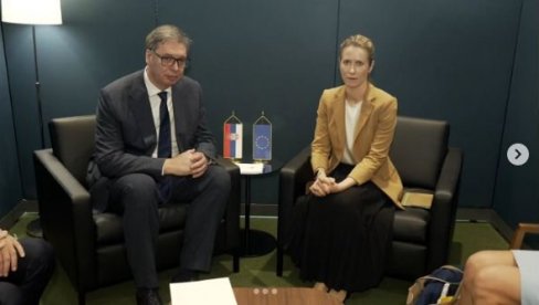 ПОСЕБНУ ПАЖЊУ ПОСВЕТИЛИ СМО ДИЈАЛОГУ БЕОГРАДА И ПРИШТИНЕ Вучић се у Њујорку састао са Кајом Калас (ФОТО) ПОСЕБНУ ПАЖЊУ ПОСВЕТИЛИ СМО ДИЈАЛОГУ БЕОГРАДА И ПРИШТИНЕ Вучић се у Њујорку састао са Кајом Калас (ФОТО)