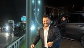 OBJAVLJEN SNIMAK: Darko Lazić ponovo u autu 8 dana posle sudara (FOTO) OBJAVLJEN SNIMAK: Darko Lazić ponovo u autu 8 dana posle sudara (FOTO)