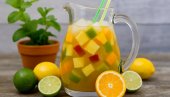 TROPSKA CITRUSNA SANGRIJA: Napitak za svečane trenutke