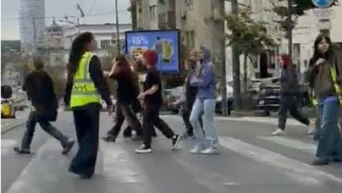 MOGUĆE, NAGOVEŠTENO I REALNO