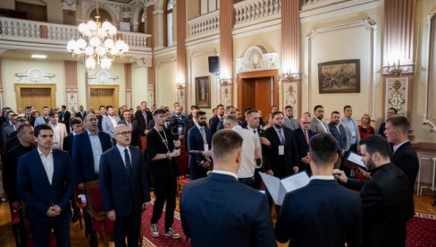 MEĐUNARODNI FORUM „NOVO DOBA“ OKUPIO PATRIOTSKE SNAGE SA TRI KONTINENTA MEĐUNARODNI FORUM „NOVO DOBA“ OKUPIO PATRIOTSKE SNAGE SA TRI KONTINENTA