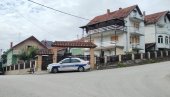 ПРВЕ ФОТОГРАФИЈЕ СА МЕСТА УБИСТВА КОД ДЕСПОТОВЦА: Унук заклао баку и деку, ћерка их пронашла (ФОТО)