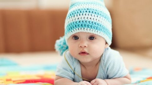 NAJLEPŠA IMENA ZA JESENJE BEBE: Klasična i elegantna sa moćnom simbolikom NAJLEPŠA IMENA ZA JESENJE BEBE: Klasična i elegantna sa moćnom simbolikom