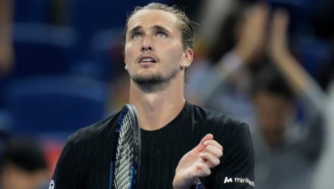 IZGUBIO JE NA EGZIBICIONOM TURNIRU: Zverev turneju nastavlja u Beču IZGUBIO JE NA EGZIBICIONOM TURNIRU: Zverev turneju nastavlja u Beču
