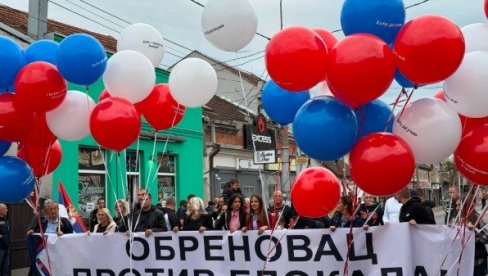 МИРНА ШЕТЊА У ВИШЕ ОД 200 МЕСТА: Скупови Грађани против блокада широм Србије (ФОТО)