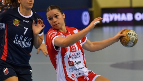 SLEDEĆE SU MAĐARICE: Rukometašice Crvene zvezde otpisale Spono Igls i zakazale duel sa Estergomijem SLEDEĆE SU MAĐARICE: Rukometašice Crvene zvezde otpisale Spono Igls i zakazale duel sa Estergomijem